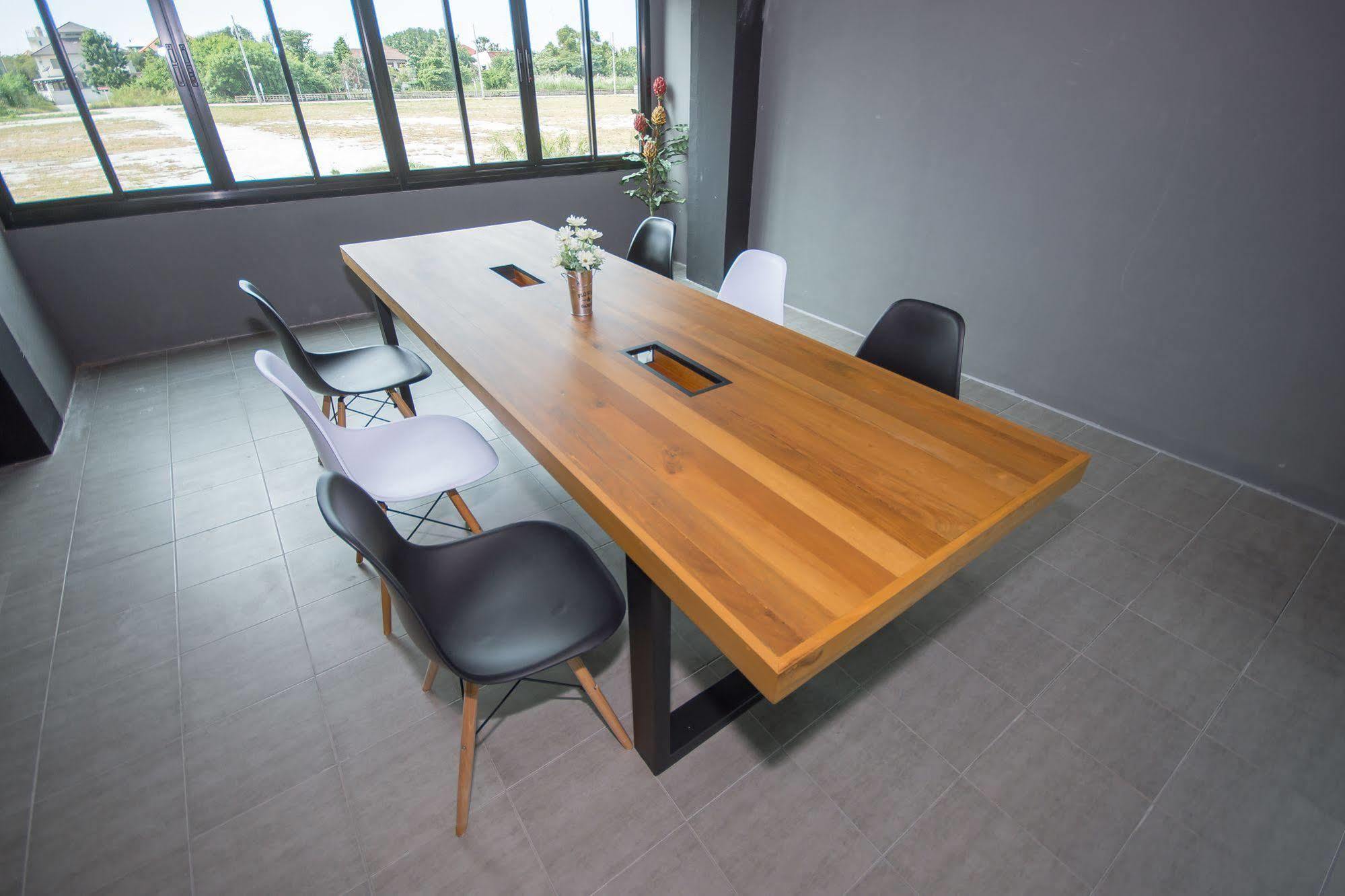 The Logbook Room And Cafe' Chonburi Exteriér fotografie